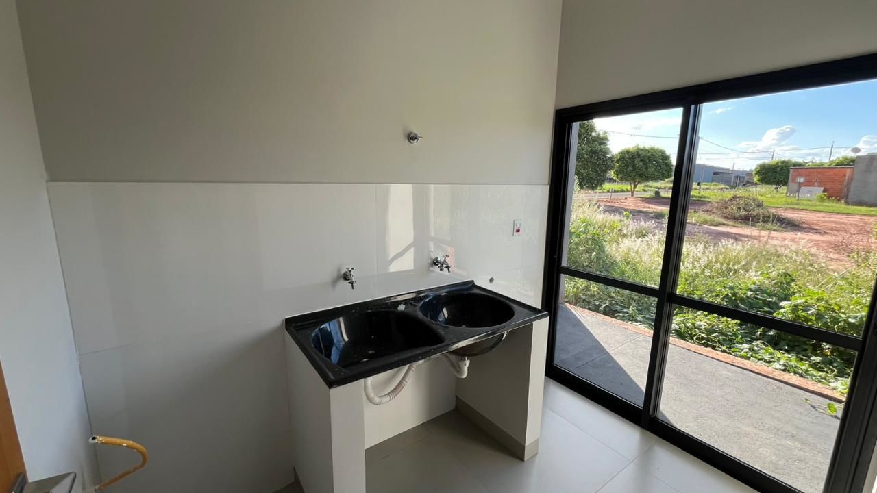 Display 5d2ede76 3cb3 411f 94fa 1fd434e71526