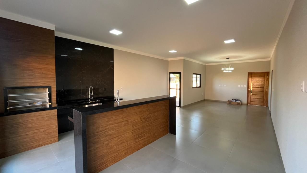 Display 0049c217 fd8a 4829 b2d4 9a0136f45e81